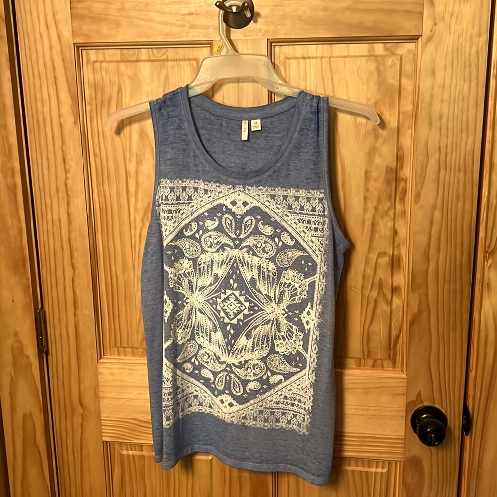 Blue decorative muscle tee